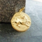 Preview: Anhänger Sternzeichen Löwe Relief rund 18mm 8Kt 333 GOLD