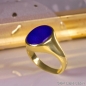 Preview: Siegelring ovale Platte Lapis Lazuli 12x10mm 750 Gold