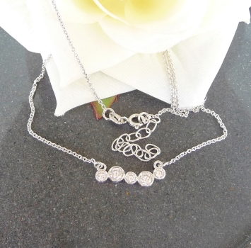 Collier Kette mit Anhänger 5 Zirkonia Silber 925 41cm